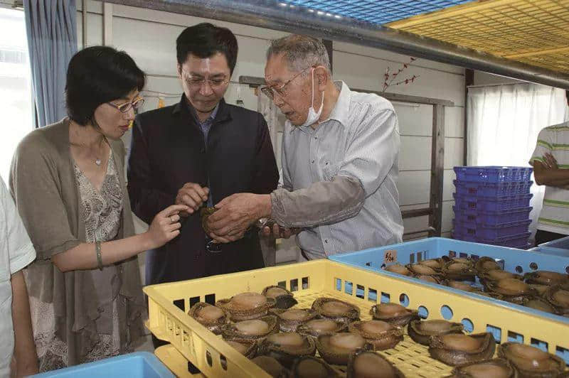 33年，這家服務(wù)了幾代廣州人的海鮮酒家卻越做越年輕了！