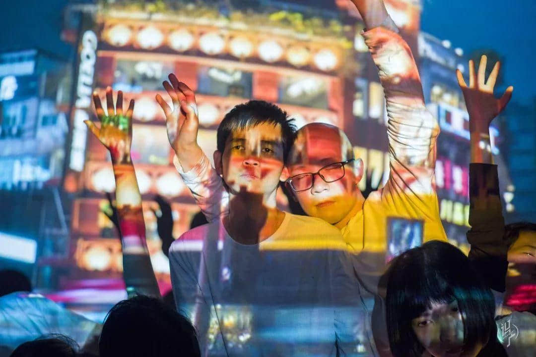 廣漂13年，他決定“逃離”盲人按摩店