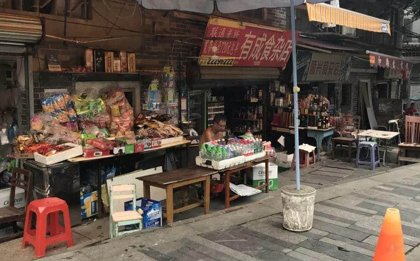 清平雞、蛇王滿、龍門海鮮舫，你仲記得幾多廣州始祖網(wǎng)紅店？