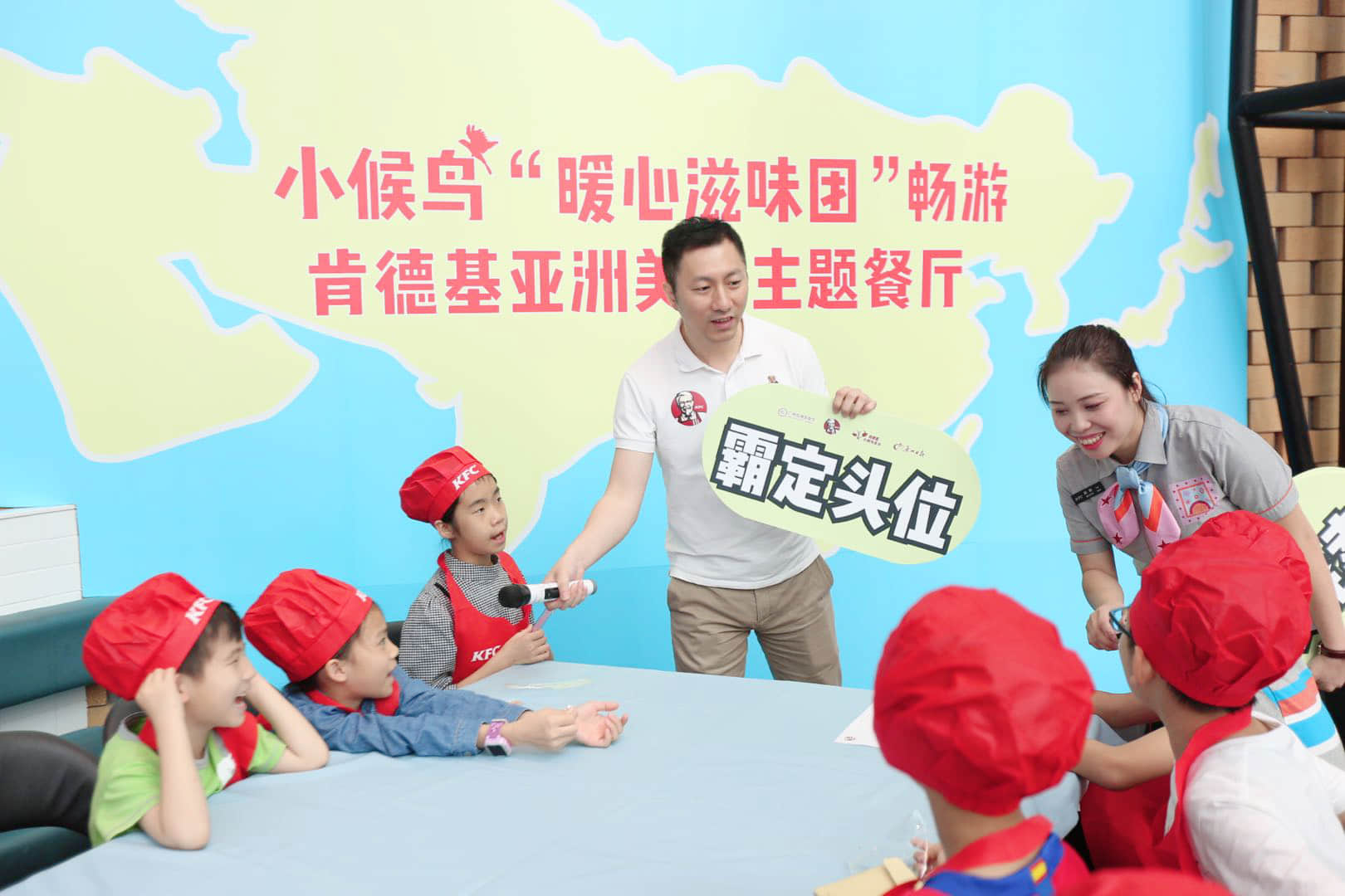 跨界傳媒人、羊城網(wǎng)總編輯、本土文化作家勞震宇分享與美食相關(guān)的地道粵語(yǔ)