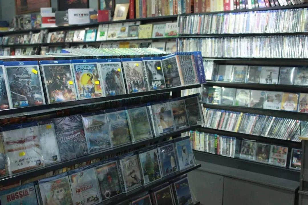 “唱片已死”的今天，我們還需要一個(gè)唱片店日嗎？