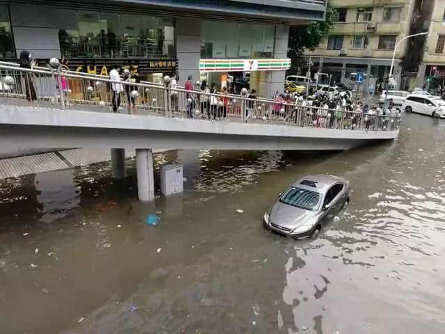 熱烈慶祝，廣州暴雨+熱搜包月套餐生成！