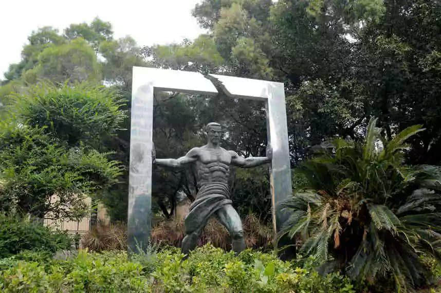 冰火熬煉，深圳股市誕生記