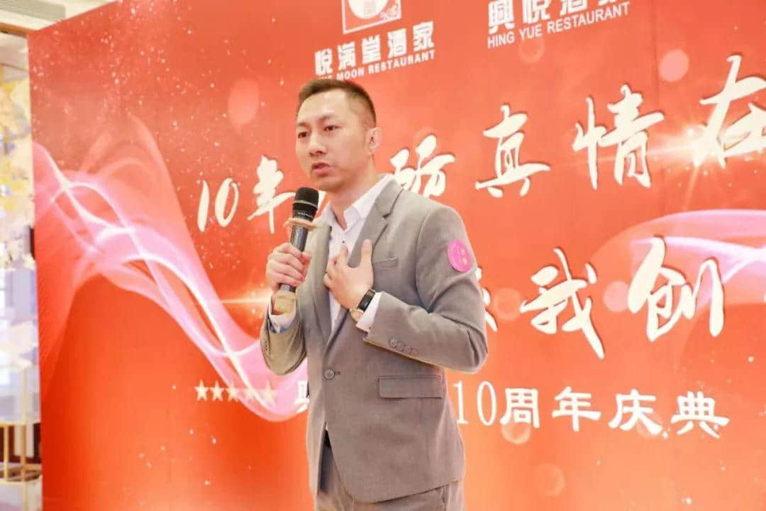 餐飲界有兩種老闆：一種是生意人，另一種是匠人……