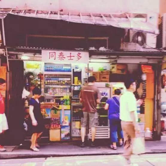便利店中的廣州人：熱鬧遠去，孤獨來襲