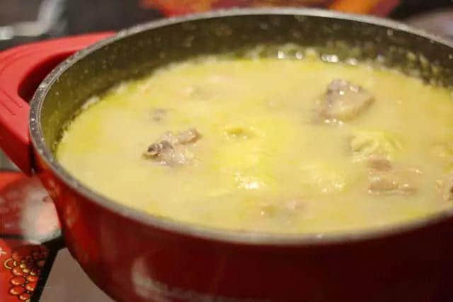 【欣知食】| 大龍鳳，這里的榴蓮雞煲好吃到哭！