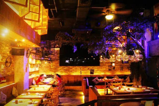 【欣知食】︱酸菜、紅椒與鱸魚的《三國(guó)演義》
