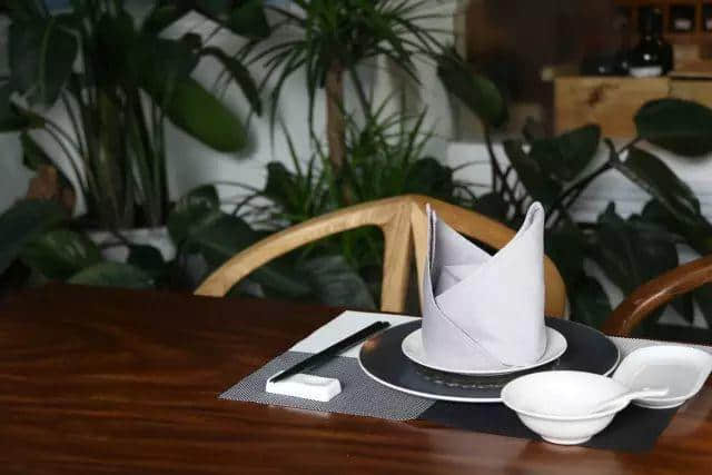 【欣知食】| “十年老菜脯，一口就想哭”，潮汕老饕說《潮汕老厝》