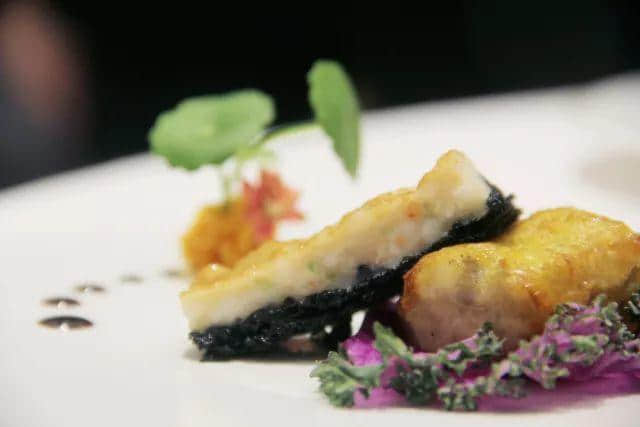 【欣知食】| 《夢與詩》：醉過才知酒濃，愛過才知情重