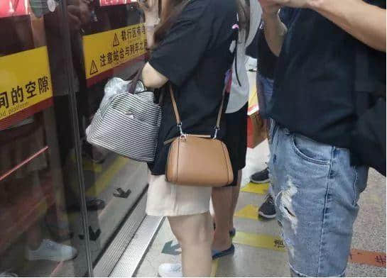 月薪過萬，午餐照樣豬腳飯