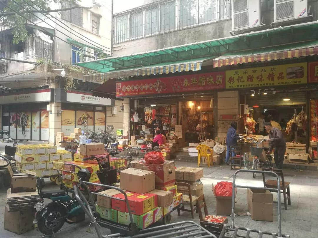 有名無實(shí)的民間金融街：理想豐滿，現(xiàn)實(shí)尷尬
