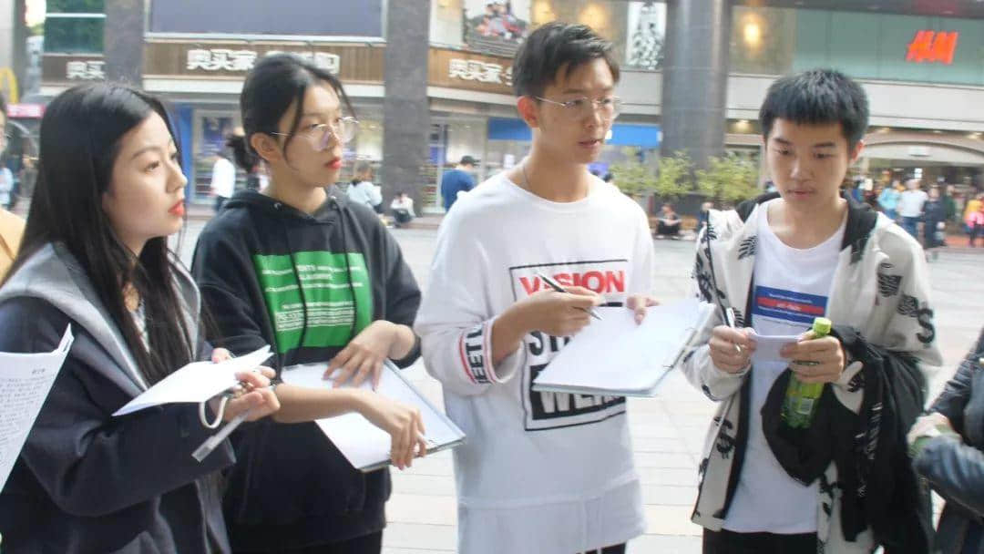 藝考生突襲你好嘢，撻爺為何靈魂出竅？