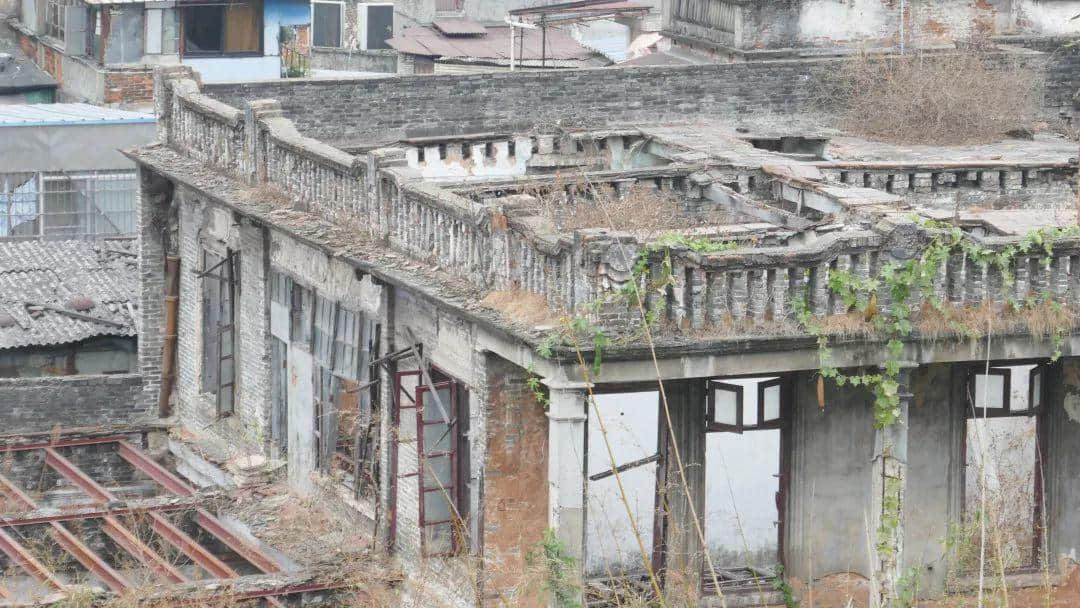 西關(guān)大屋，到底長什么樣？