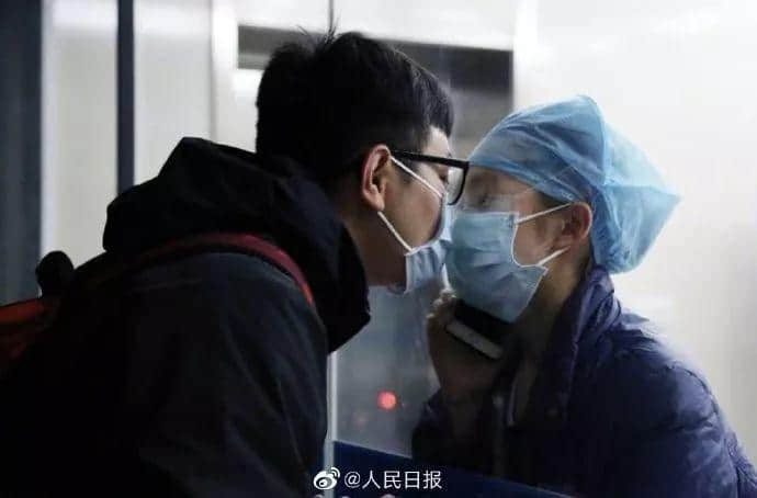 情人節(jié)的廣州街頭，沒有情人