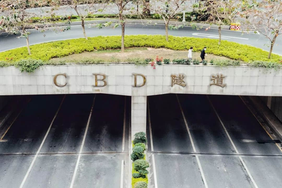 復(fù)工日的廣州CBD，有點冷