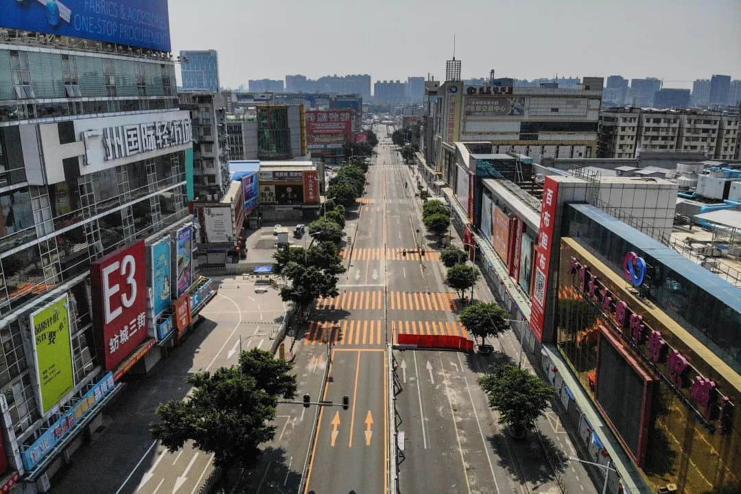 疫情下的城市——廣州服裝專業(yè)市場實錄 疫情下的城市——廣州服裝專業(yè)市場實錄