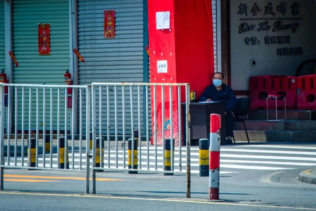 疫情下的城市——廣州服裝專業(yè)市場實錄 疫情下的城市——廣州服裝專業(yè)市場實錄