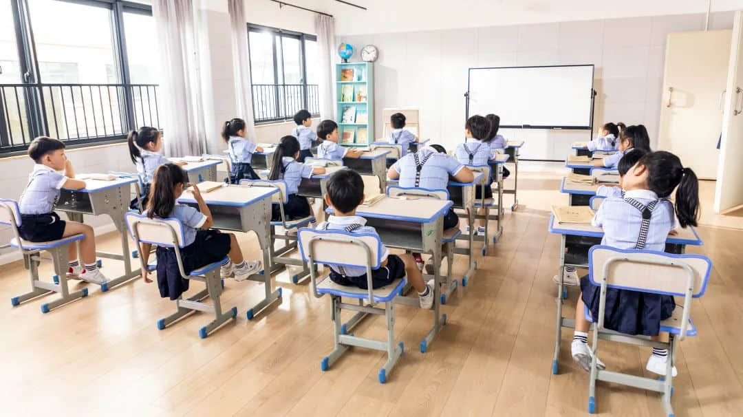 校外培訓(xùn)機(jī)構(gòu)的至暗時(shí)刻:停業(yè)四個(gè)月仍復(fù)課無(wú)期 校外培訓(xùn)機(jī)構(gòu)的至暗時(shí)刻:停業(yè)四個(gè)月仍復(fù)課無(wú)期