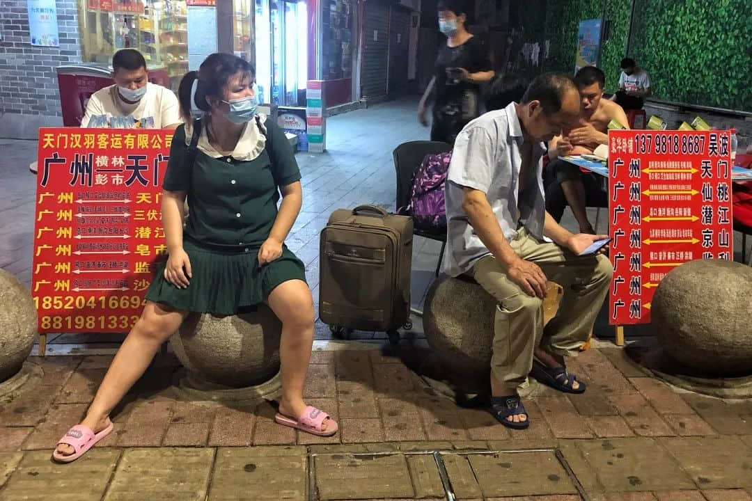 廣州制衣作坊難以為繼，湖北人來(lái)了又走