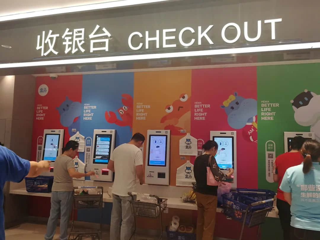 老人沒有智能手機，不配活在現(xiàn)代社會？