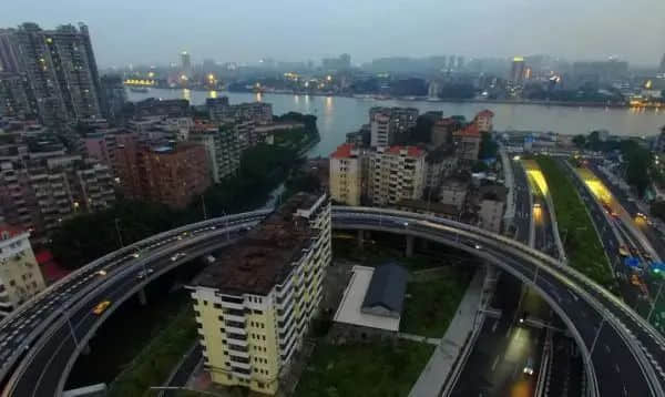 廣州人，請別再打卡“海珠之眼”了！