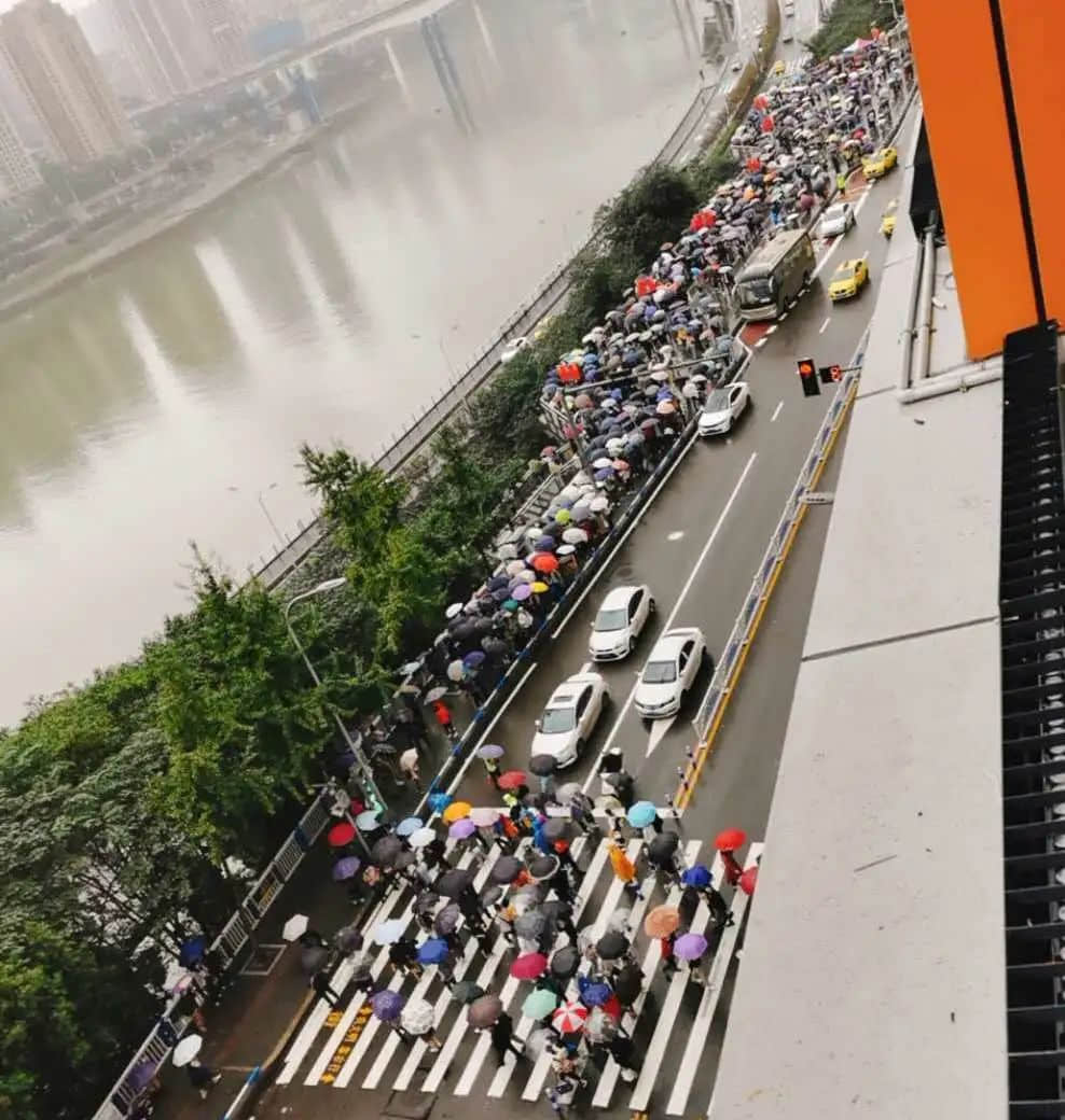國慶出游VS在家8天，哪個更后悔？