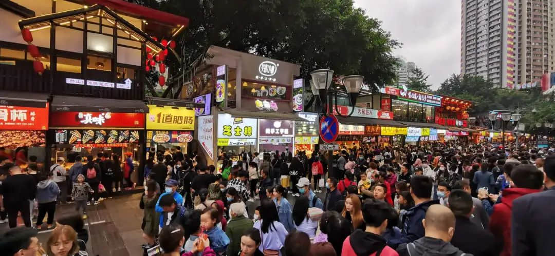 國慶出游VS在家8天，哪個更后悔？