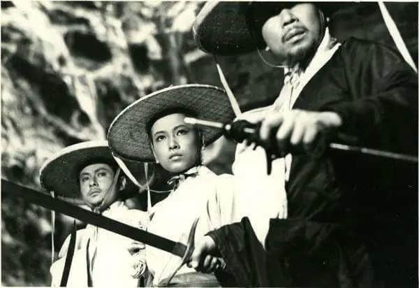 香港武俠劇興衰史：刀光劍影江湖夢，曲終人散從此逝