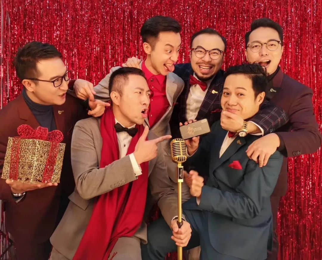 四年來(lái)，他們用鏡頭記錄了50萬(wàn)廣州人的動(dòng)人瞬間……