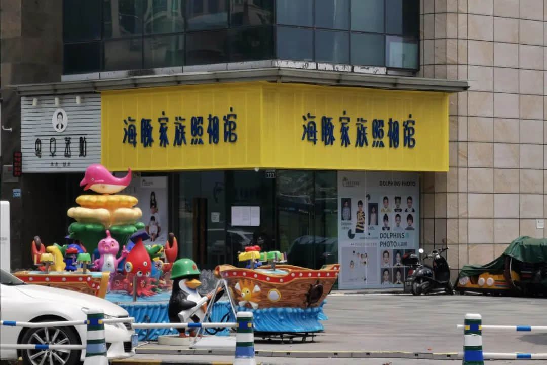 四年來(lái)，他們用鏡頭記錄了50萬(wàn)廣州人的動(dòng)人瞬間……