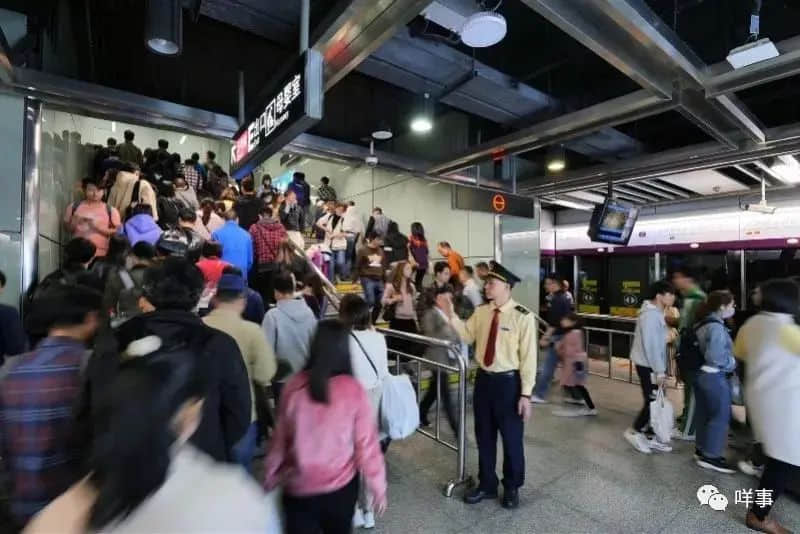 北京路通宵營業(yè)：什么樣的人會在凌晨4點逛街？