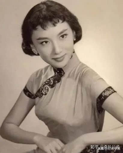 140歲的陶陶居，應(yīng)該堅(jiān)守情懷，還是緊貼時(shí)代？