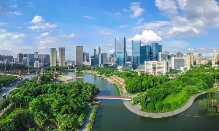 廣佛線十年，同城的廣佛能否同心？