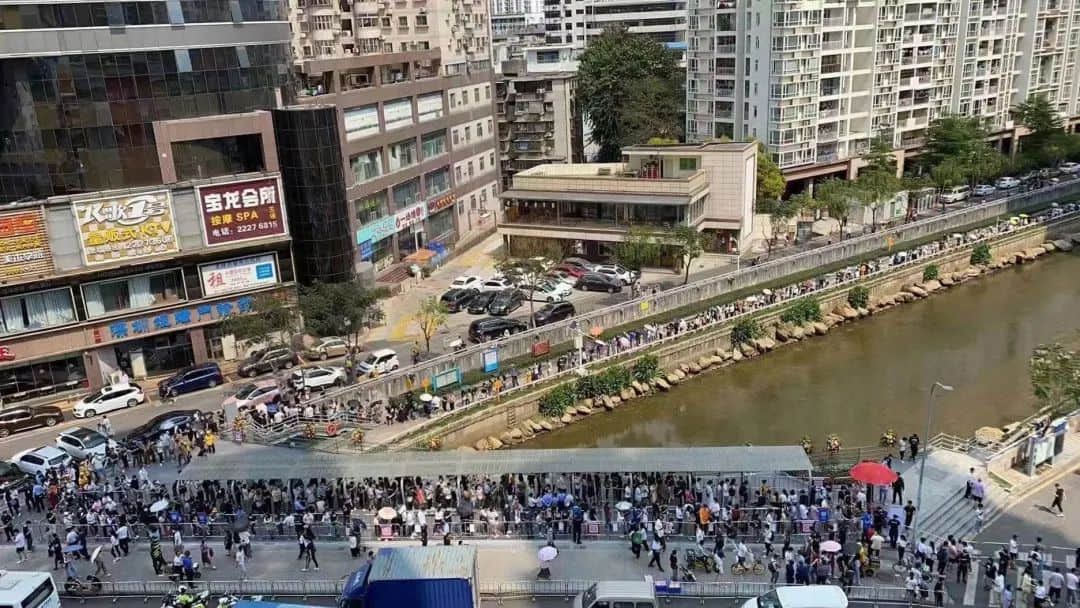 奶茶1600，球鞋48999......這屆“韭零后”比80后更會(huì)賺錢？