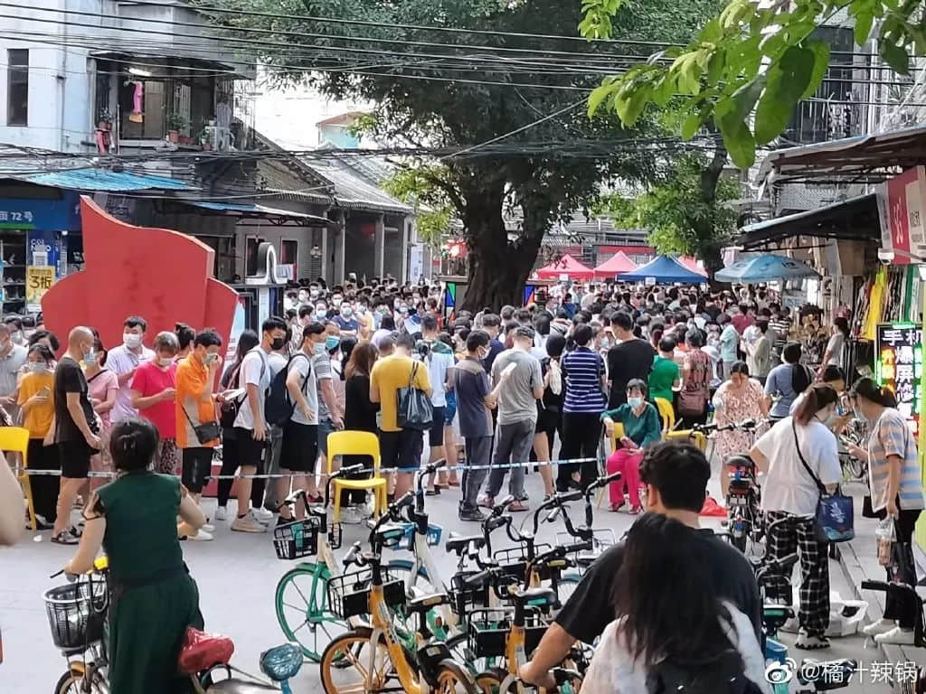 昨夜奇跡，上下九重現(xiàn)人山人海光輝歲月！？