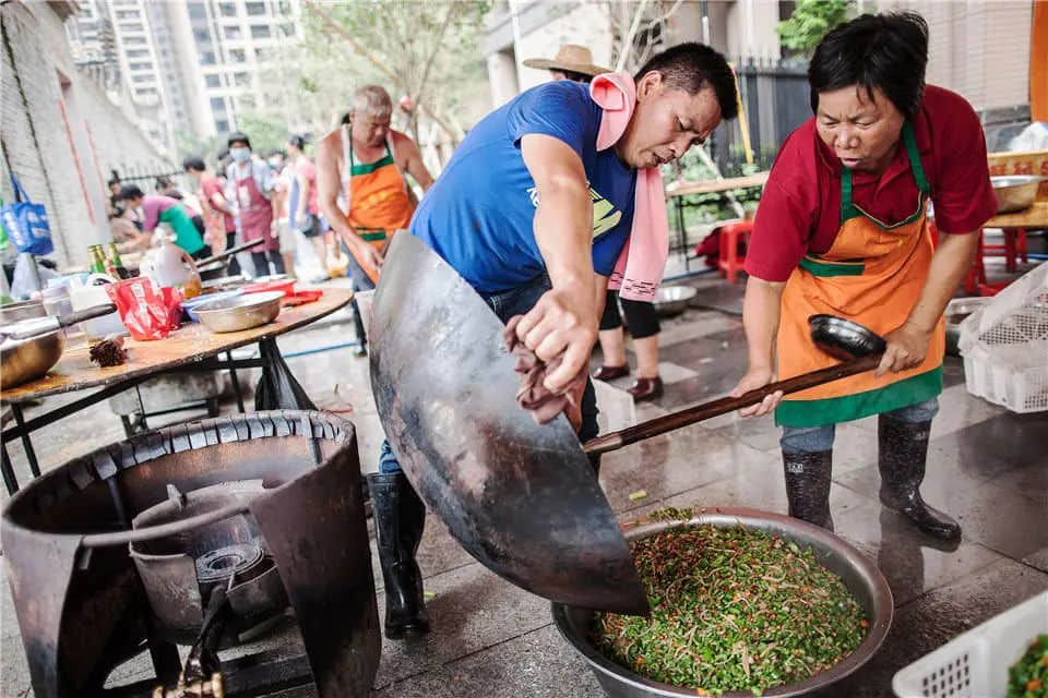 廣州疫情下，再也看不到包租公在臭涌玩漂移了