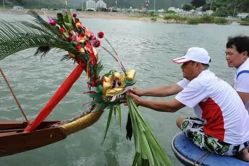 廣州疫情下，再也看不到包租公在臭涌玩漂移了