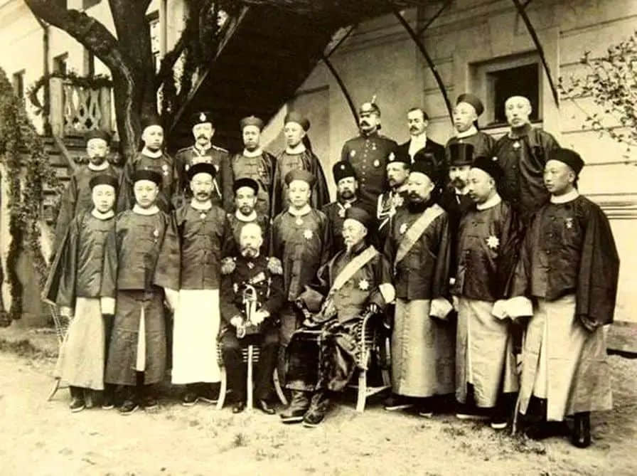 李鴻章老來失計(jì)，被俄國熊算計(jì)了