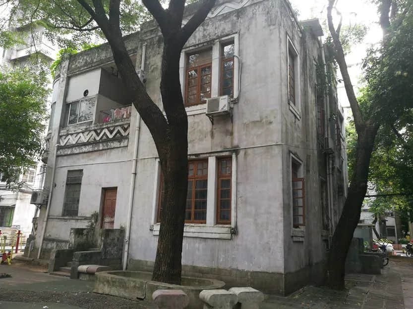 梅花村兩奇人：既為良醫(yī)，又為良將