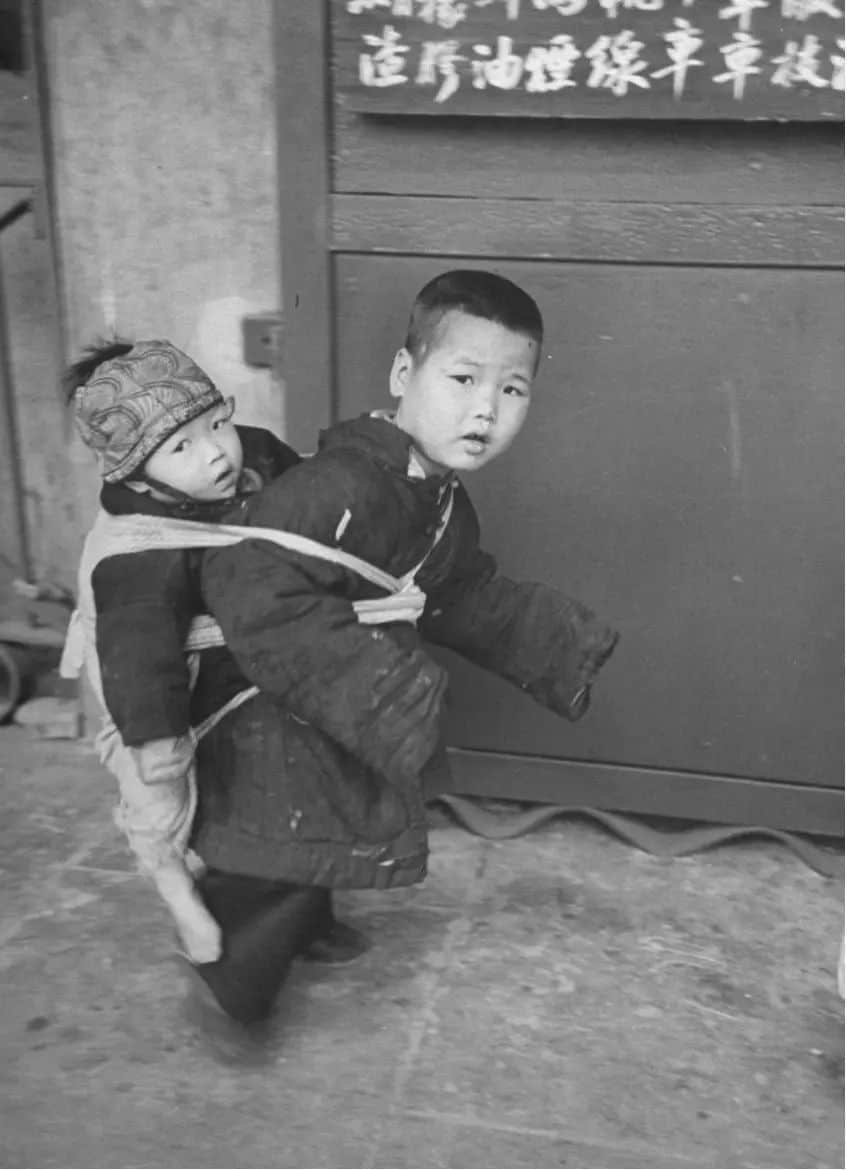 老竇打仔，聲細(xì)手重？其實是…… ‖ 莫依慈