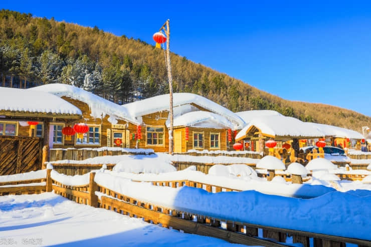 (阿爾山雪村)