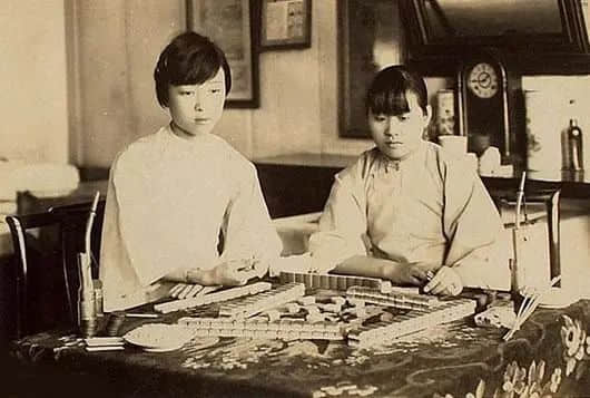 花都有疫情啦，樹(shù)還會(huì)遠(yuǎn)嗎？不如在家打麻雀吧！