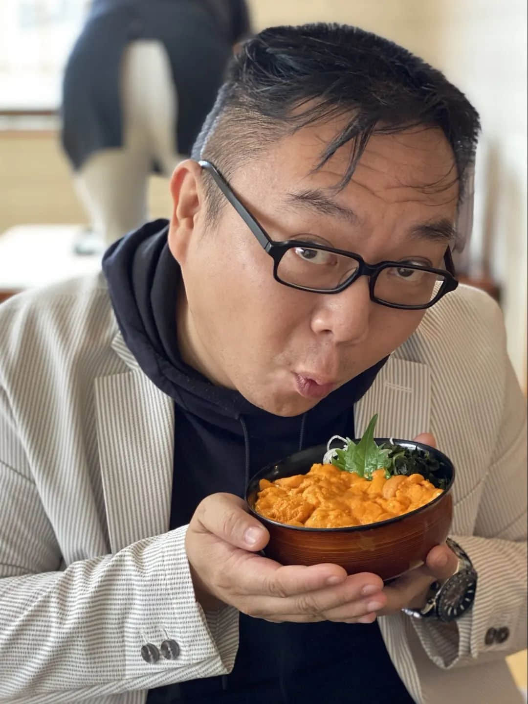 感染新冠的彭彭，在異國他鄉(xiāng)還好嗎？