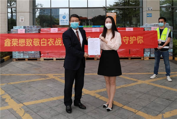 深圳市第三人民醫(yī)院院長盧洪洲送出感謝信。