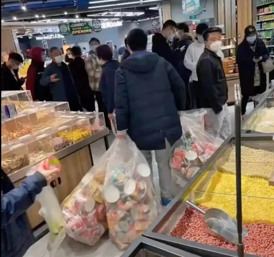 與其嘲笑上?！叭嗽O(shè)”崩塌，廣州人不如未雨綢繆