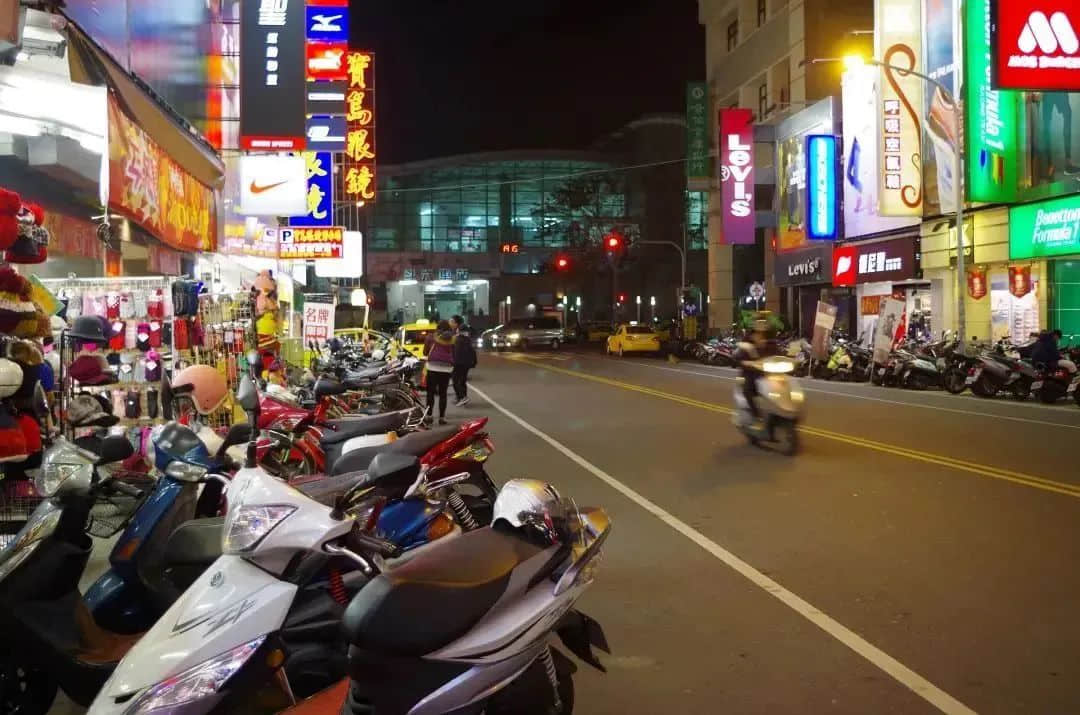 廣州數(shù)百萬輛電動自行車，會難逃當(dāng)年禁摩的宿命嗎？