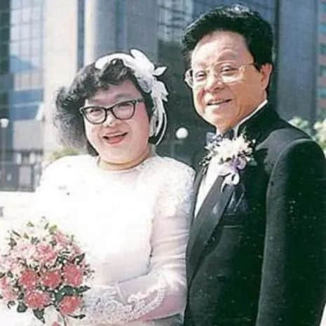 沈殿霞逝世14年后登上谷歌首頁：誰說肥就不能成為女神？