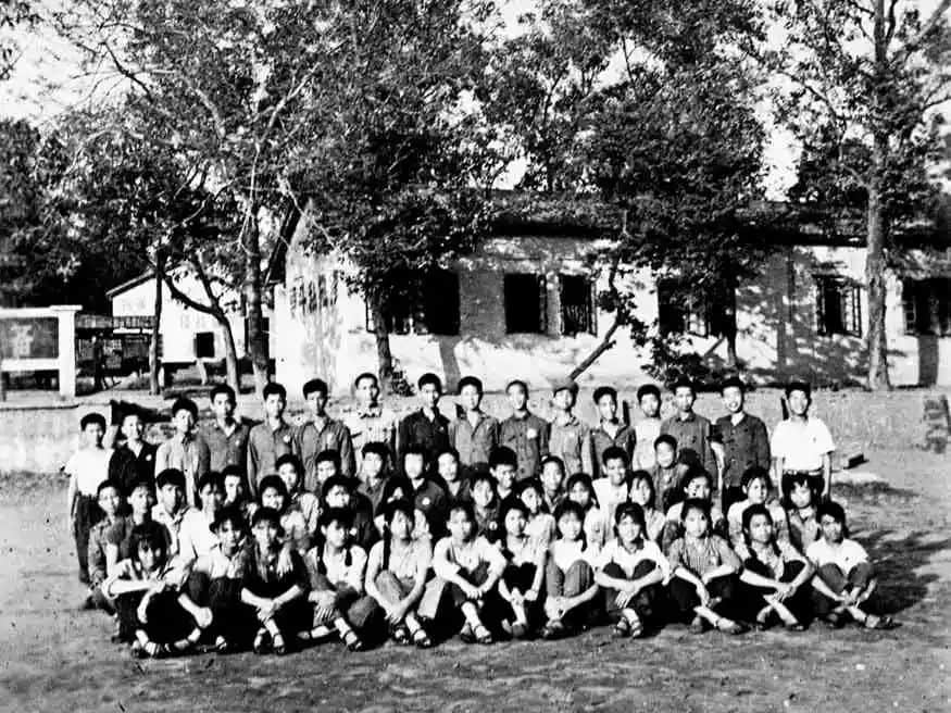市三十中往事:散落一地的記憶 || 明志輝 市三十中往事:散落一地的記憶 || 明志輝