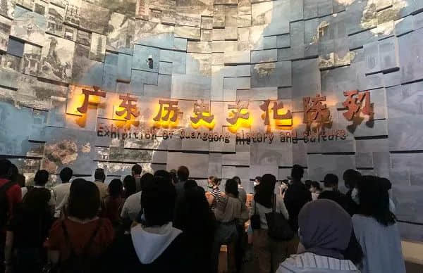 今時(shí)今日想去廣東省博物館，竟然還要找黃牛買票？
