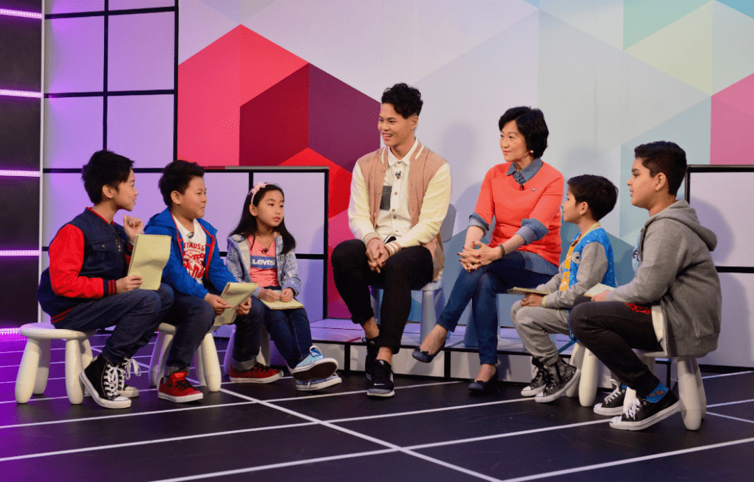 連阿婆都睇手機(jī)嘅時(shí)代，TVB會(huì)唔會(huì)成為下一個(gè)ATV？
